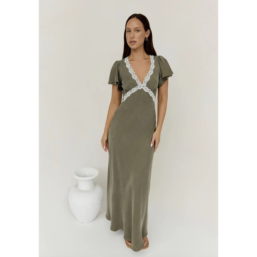 White Closet Maxi Dress Womens 12 Olive Green Lace Trim Flutter Sleeve Cupro